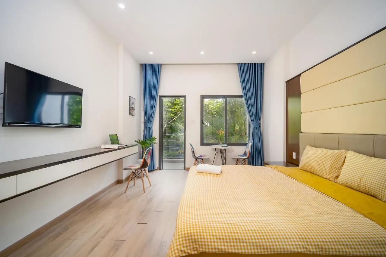 Sky House - 4Bedroom-Free Airport- My Khe Beach- 14 An Thuong 17 Da Nang